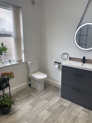 Photo 25- click for photo gallery